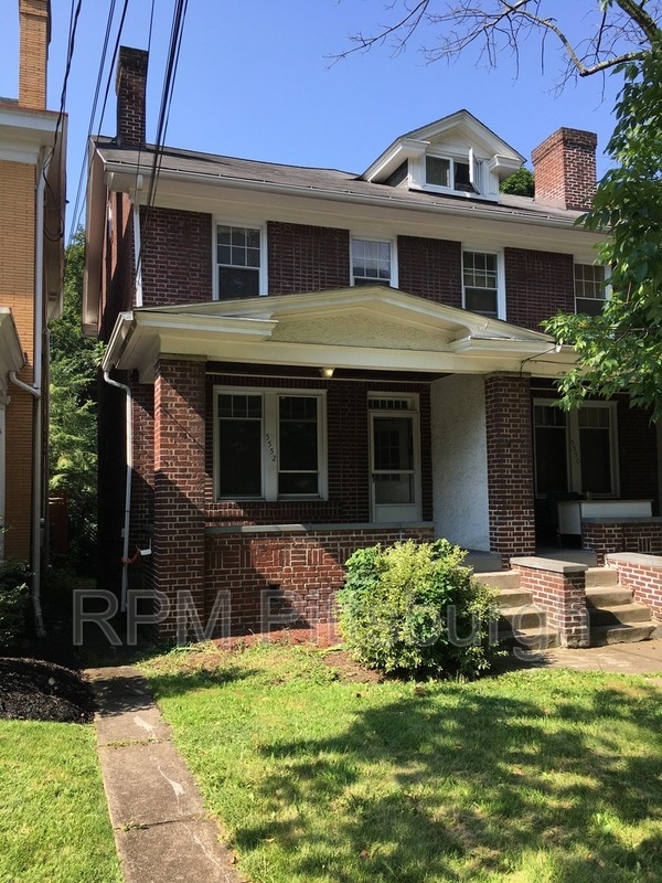 Foto principal - 5550 Wilkins Ave