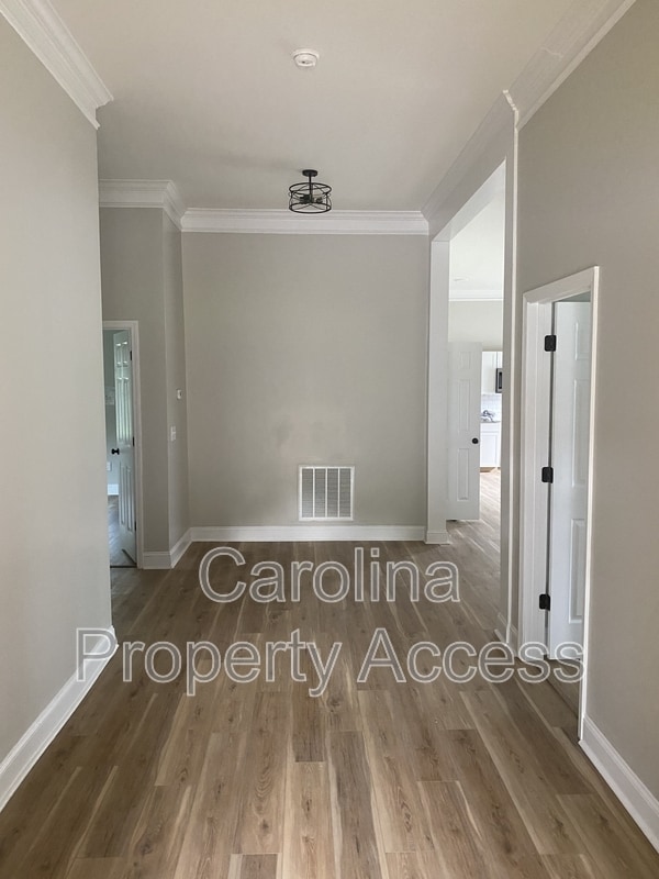 Foto del edificio - 309 N Webb St