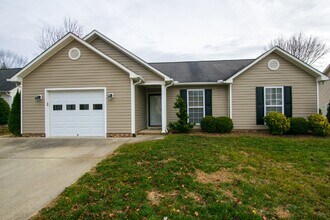 Building Photo - 32 N Sunberry Trail