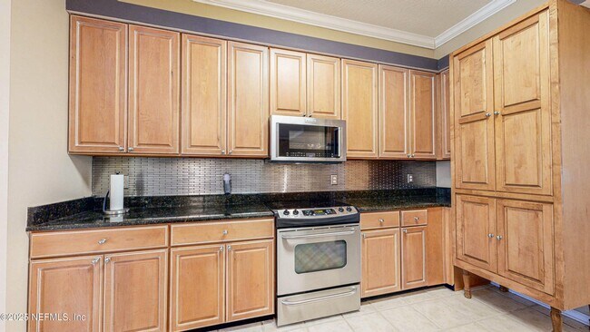 Foto del edificio - 1764 Rising Oaks Dr