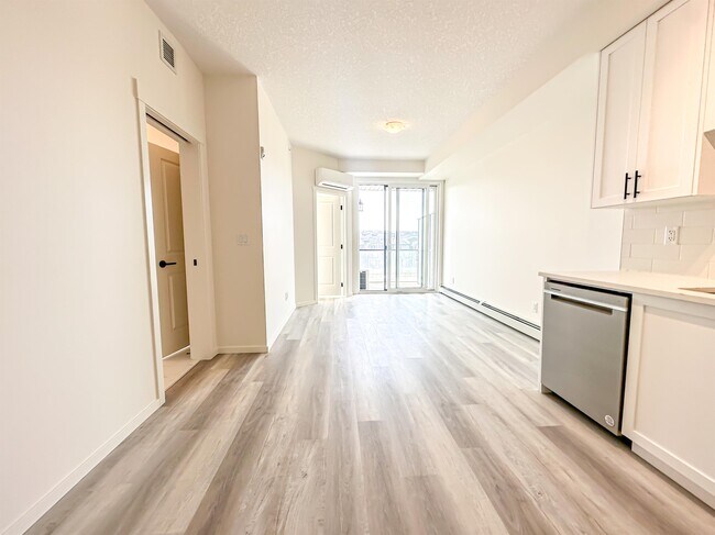Photo du bâtiment - 15 Sage Meadows Landing NW