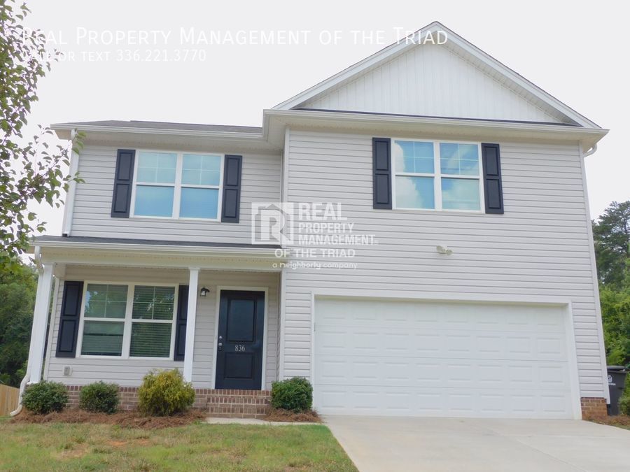 Primary Photo - Beautiful 4BR/2.5BA in Kernersville!