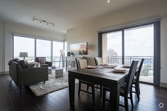 Aris Market Square photo'