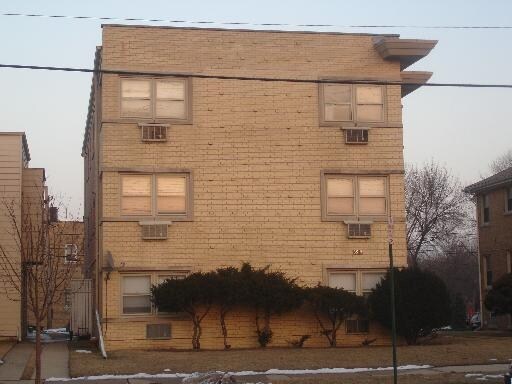 Foto del edificio - 8519 Niles Center Rd