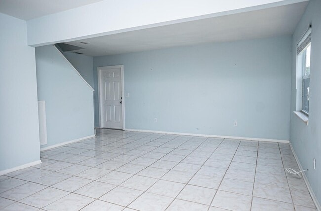 Building Photo - 646 Eldorado St