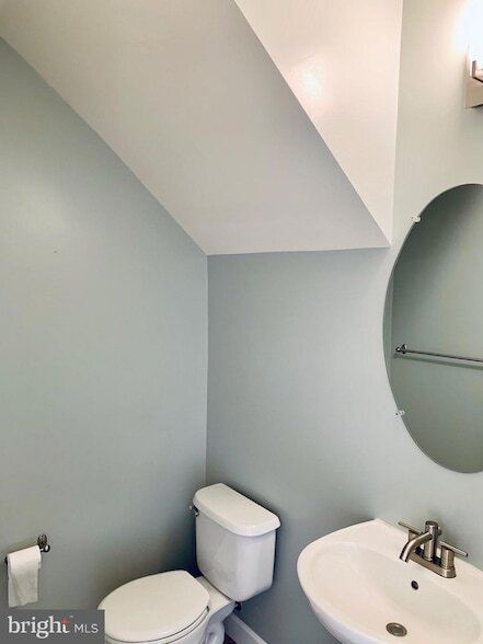 Building Photo - 6149 Stonehenge Pl