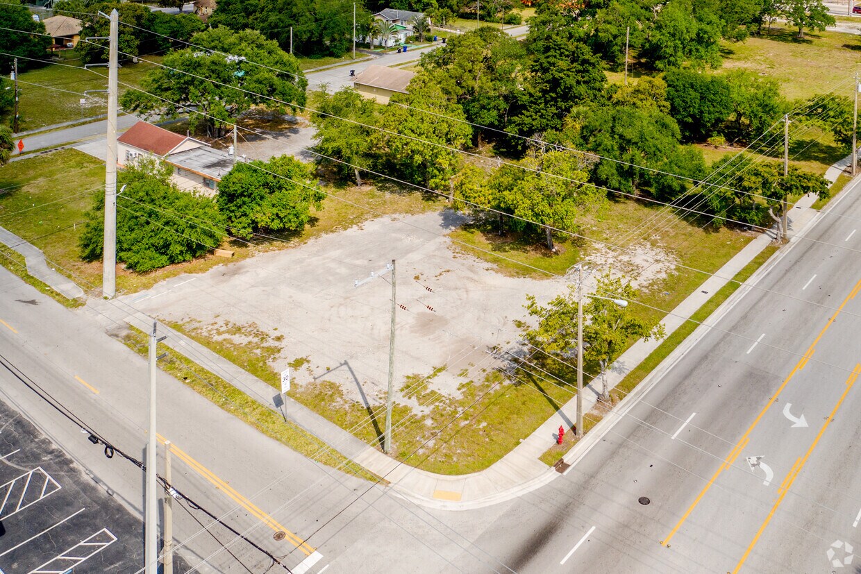 The Adderley Apartments in Fort Lauderdale, FL
