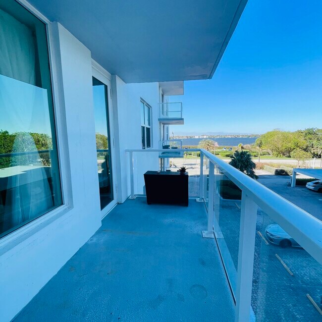 Building Photo - 3450 S Ocean Blvd