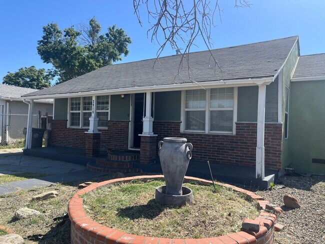 Building Photo - 3918 Branch St