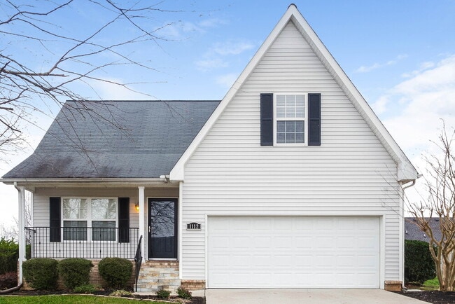 Building Photo - 1112 Skipton Dr