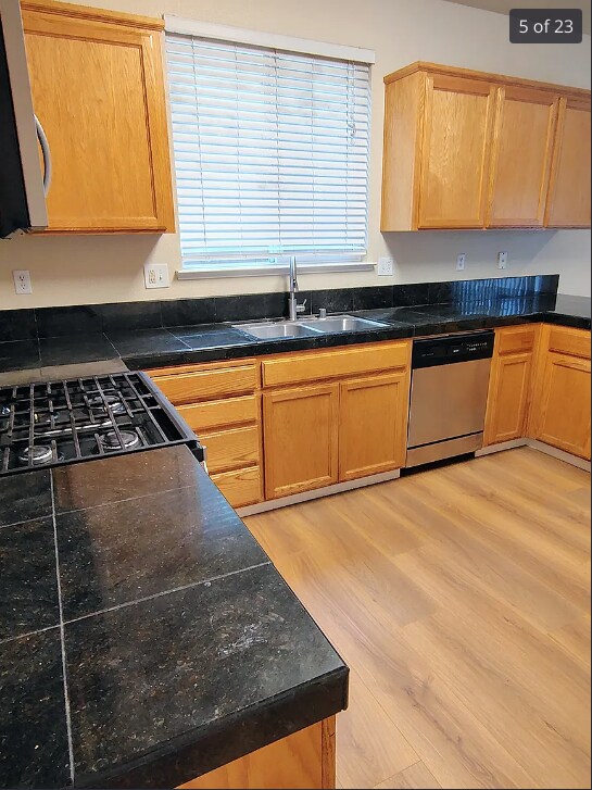 Foto del edificio - 609 Chateau Way