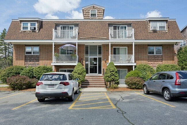 Building Photo - 244 Mt Vernon St