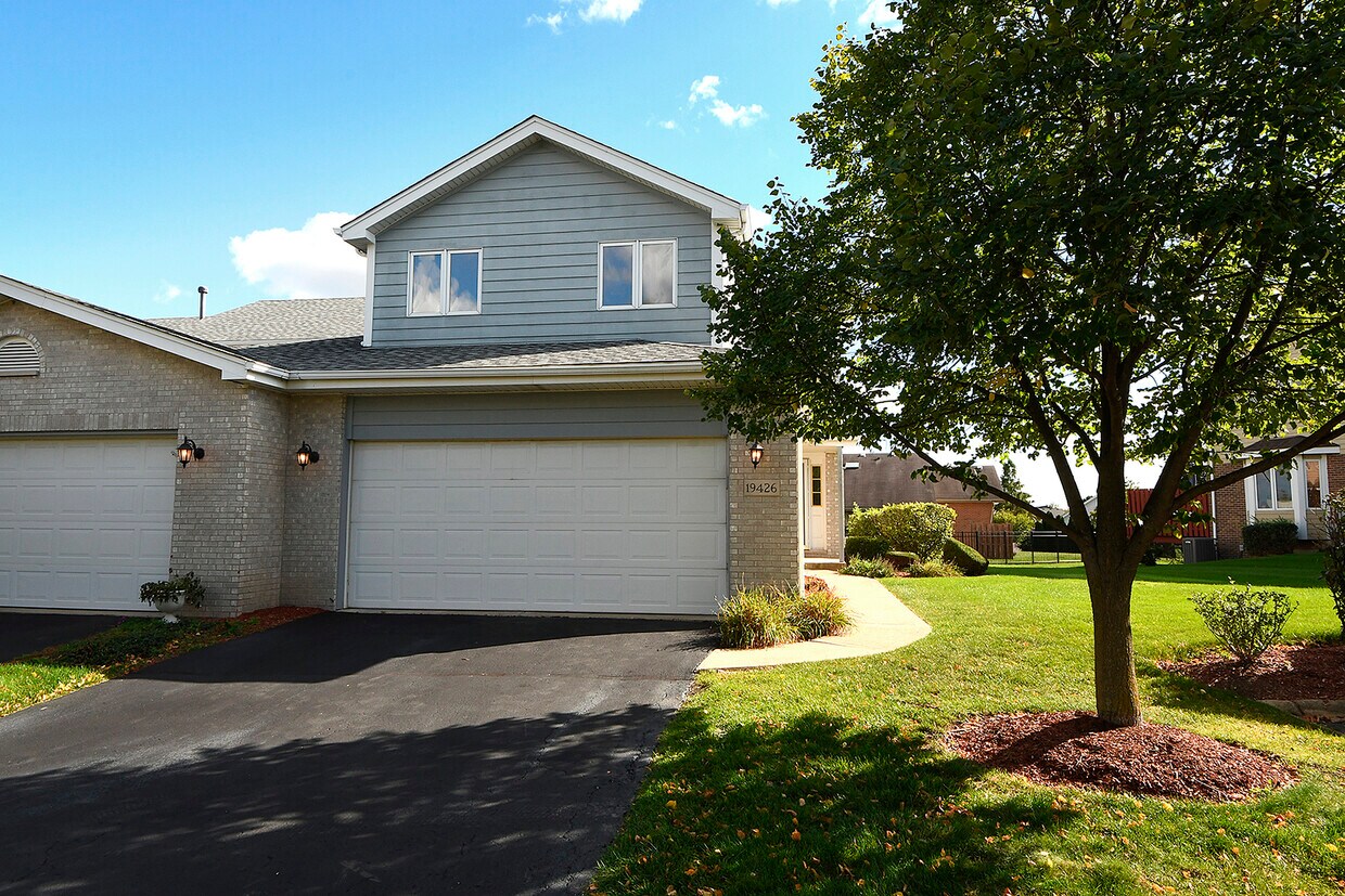 Primary Photo - 19426 Cranfield Ln