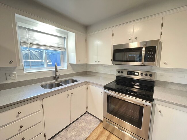 Foto del edificio - 1-Bedroom Condo in Salt Lake City – Available February 1st!