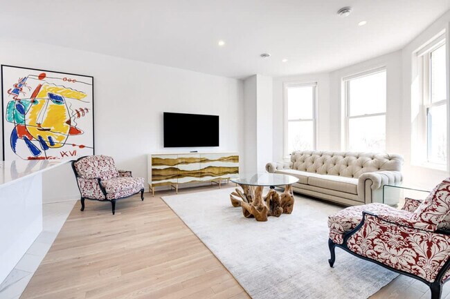 Photo du bâtiment - 403 Avenue du Mont-Royal O