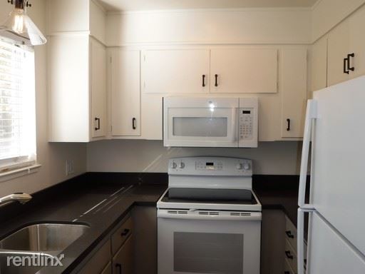 Building Photo - 1 br, 1 bath Apartment - 2743 21st St 2743