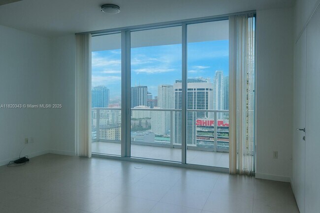 Building Photo - 300 S Biscayne Blvd