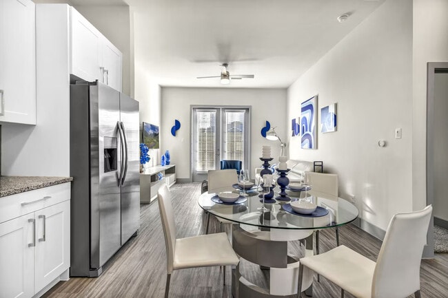 Building Photo - Peaceful 1 Bed Retreat + Up to $1,000 Bonus