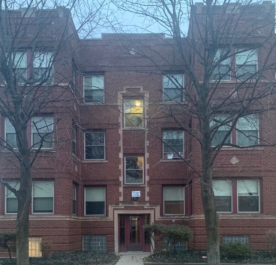 Primary Photo - 1528 E 74th Pl
