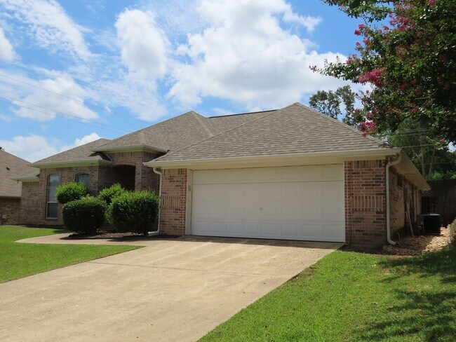 Foto del edificio - South Tyler-Whitehouse ISD! Beautiful 4 Be...