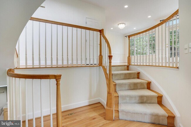 Foto del edificio - 141 Herndon Mill Cir