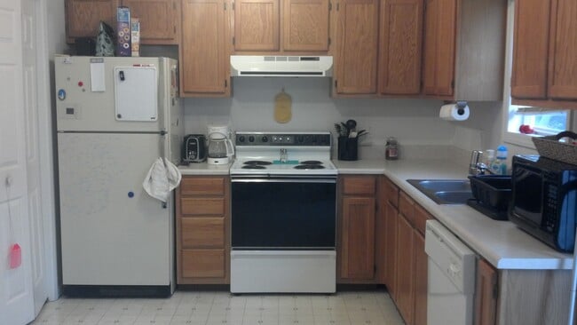 Building Photo - 23 Griffin St