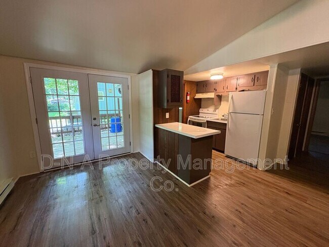 Building Photo - 1513 Locust Ln