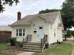 Foto principal - 818 N Main St