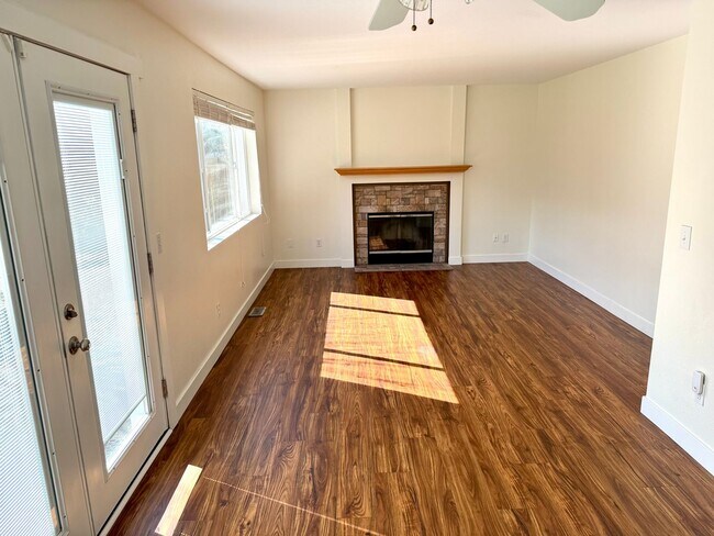 Foto del edificio - Modern Comfort Meets Smart Living in Maple Valley