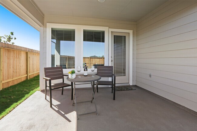 Foto del edificio - 2921 Stamford Hl Ln