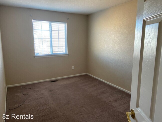 Building Photo - 3 br, 2 bath House - 3692 E 92nd Place