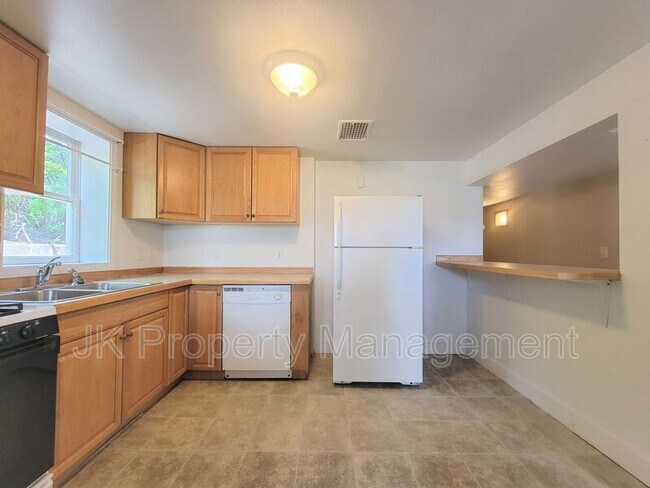 Foto del edificio - 2118 1st Ave N