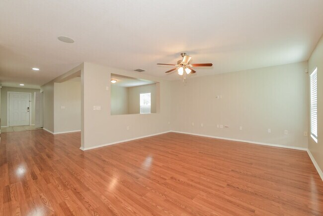 Foto del edificio - 2735 Breezy Meadow Rd