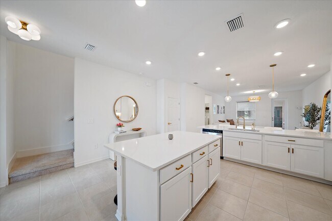 Foto del edificio - 1736 Cleat Ln