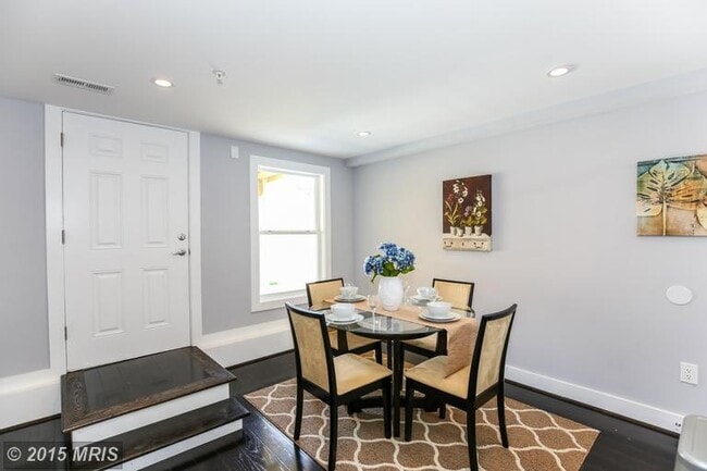 Foto del edificio - 1513 Oak St NW