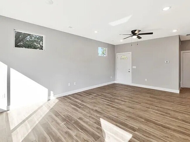 Foto del edificio - 7502 E 36th St N