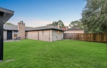 Building Photo - 11630 Sagemeadow Ln