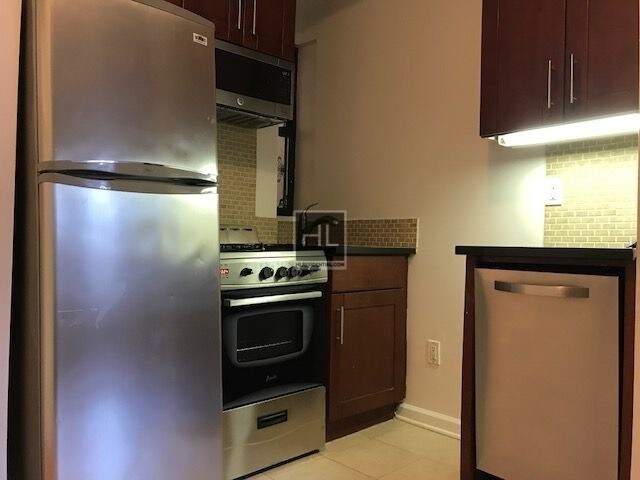 Foto del edificio - 173 E 90th St