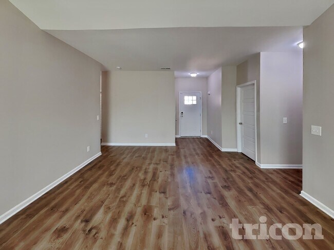 Foto del edificio - 733 W Coker Way