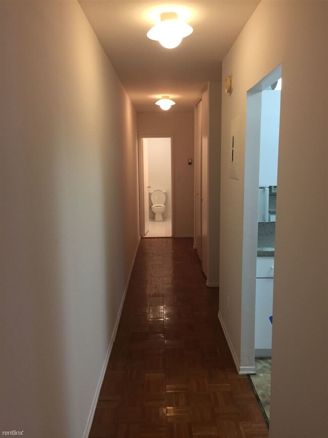 Foto del edificio - 2 br, 2 bath Apartment - 20 Gilchrest Rd 2D