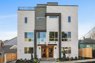 Building Photo - 3629 1st Ave NW