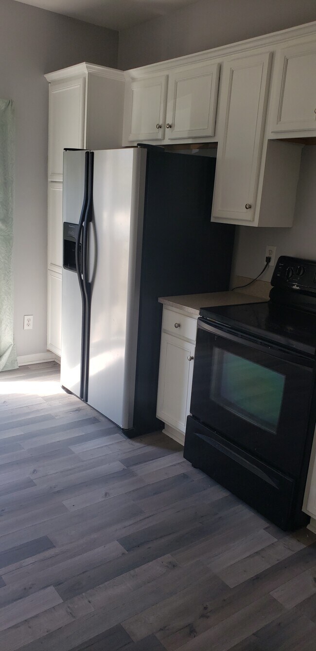 Cocina - 1011 Laparc Ln