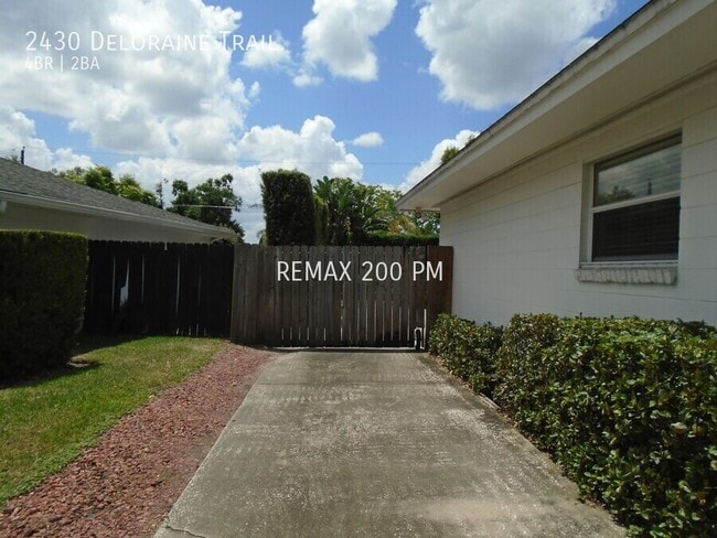 Photo - 2430 Deloraine Trail House