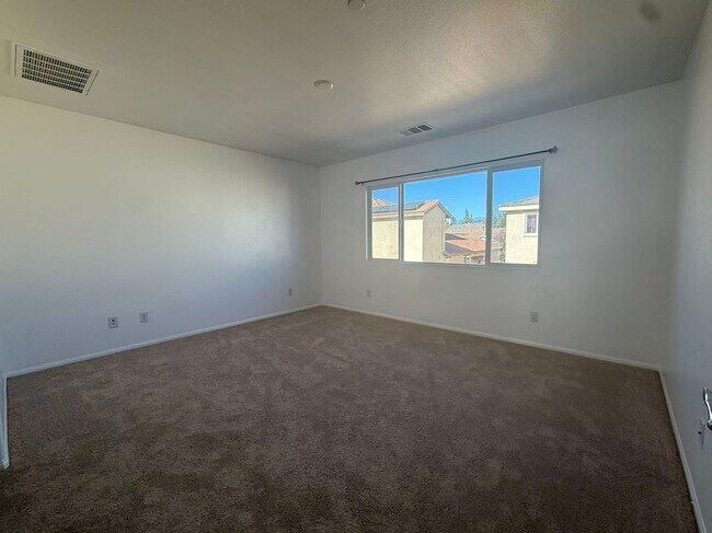 Foto del edificio - 5642 Guardian Way