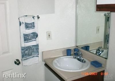 Primary Photo - 2727 W Jefferson Blvd