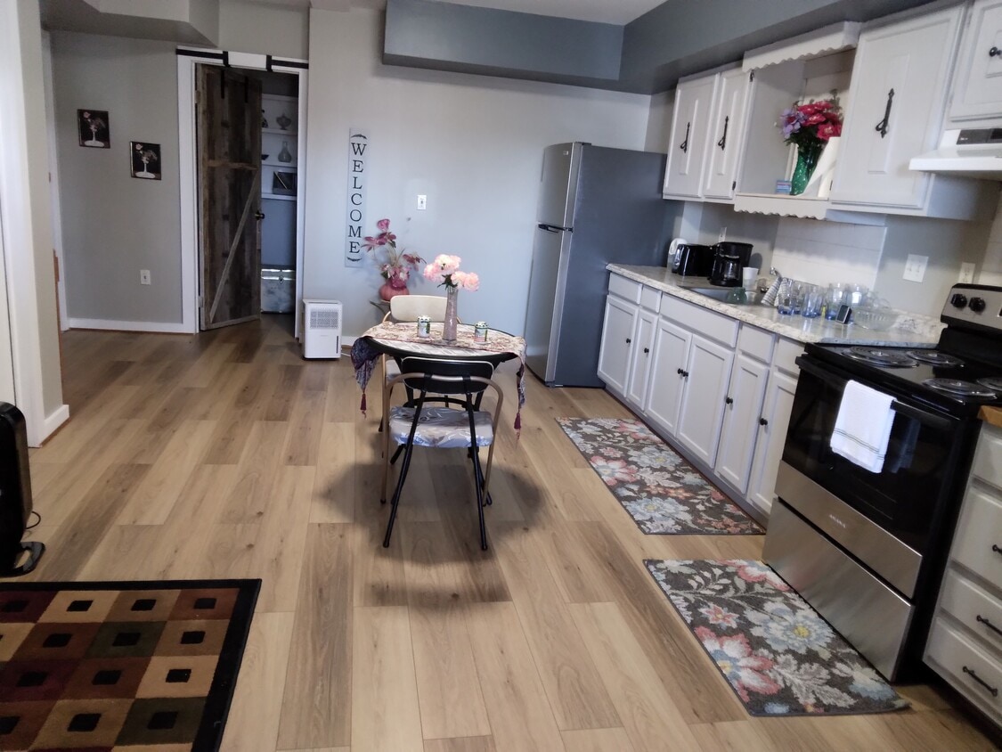 Foto principal - 23309 Patuxent Blvd