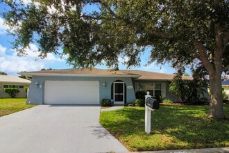 Building Photo - 1036 N Cypress Point Dr