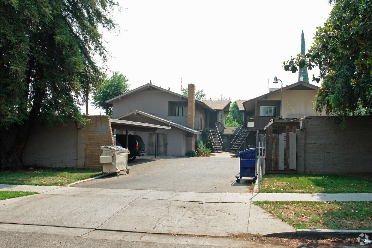 Building Photo - 2318-2328 N San Pablo Ave