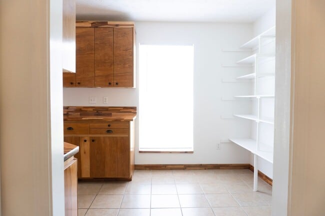 Building Photo - Three Bedroom Home Available NOW near 331 Bridge! With Solar!! Basic internet included as well!