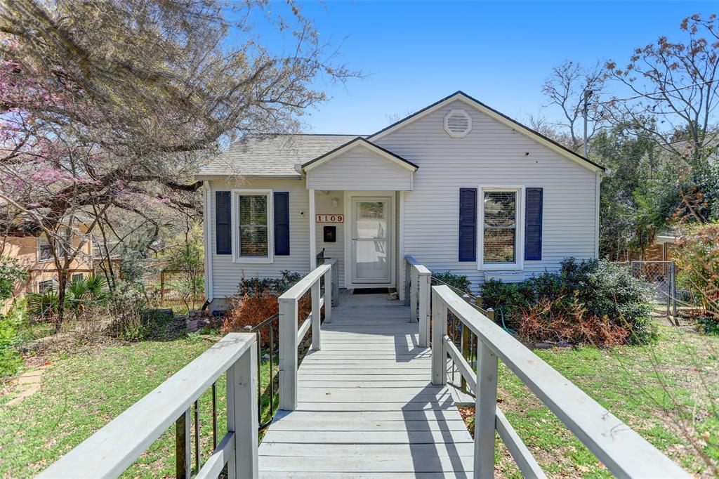 Primary Photo - 1109 Summit St